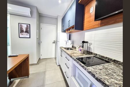 Studio para alugar com 25m², 1 quarto e sem vaga Studio para alugar com 25m², 1 quarto e sem vagaCozinha