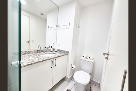 Studio para alugar com 25m², 1 quarto e sem vaga Studio para alugar com 25m², 1 quarto e sem vagaBanheiro