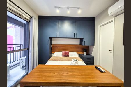 Studio para alugar com 25m², 1 quarto e sem vaga Studio para alugar com 25m², 1 quarto e sem vagaStudio