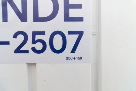 Placa do QuintoAndar de casa à venda com 2 quartos, 120m² em Jardim Raposo Tavares, São Paulo