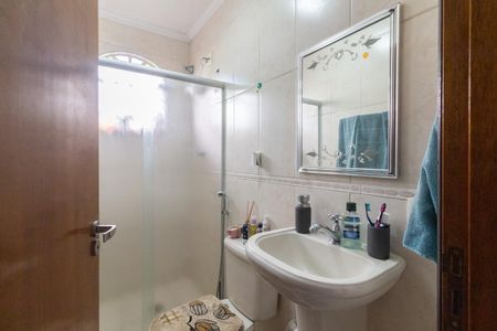 Casa à venda com 120m², 2 quartos e 1 vagaBanheiro 2