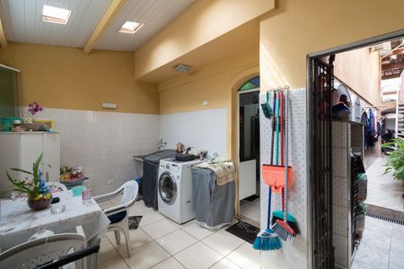 Casa à venda com 120m², 2 quartos e 1 vagaÁrea de Serviço