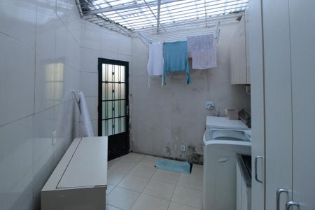 Casa à venda com 640m², 5 quartos e 4 vagasÁrea de Serviço