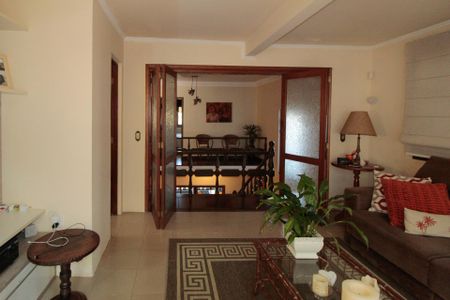 Casa à venda com 640m², 5 quartos e 4 vagasSala 3