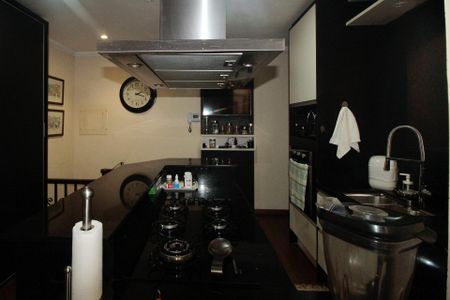 Casa à venda com 640m², 5 quartos e 4 vagasCozinha