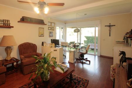 Casa à venda com 640m², 5 quartos e 4 vagasSala 2