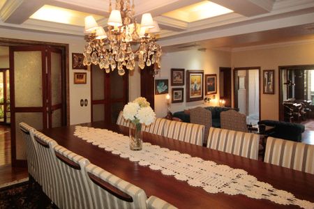 Casa à venda com 640m², 5 quartos e 4 vagasSala de Jantar