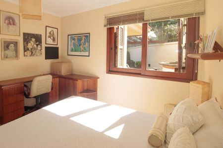 Casa à venda com 640m², 5 quartos e 4 vagasQuarto 1