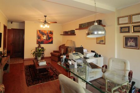 Casa à venda com 640m², 5 quartos e 4 vagasSala 2