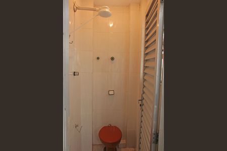 Apartamento para alugar com 190m², 3 quartos e sem vaga Apartamento para alugar com 190m², 3 quartos e sem vagaBanheiro de serviço