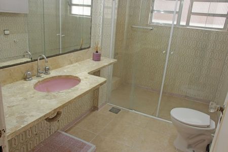 Apartamento para alugar com 190m², 3 quartos e sem vaga Apartamento para alugar com 190m², 3 quartos e sem vagaBanheiro