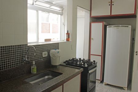 Apartamento para alugar com 190m², 3 quartos e sem vaga Apartamento para alugar com 190m², 3 quartos e sem vagaCozinha e Área de Serviço