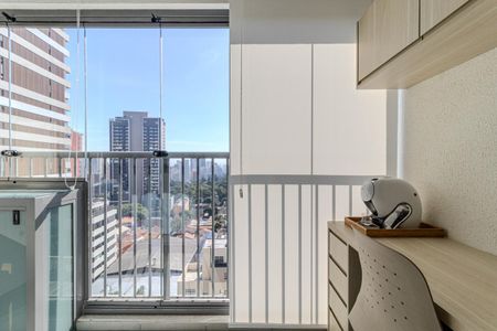 Varanda de kitnet/studio para alugar com 1 quarto, 26m² em Consolação, São Paulo