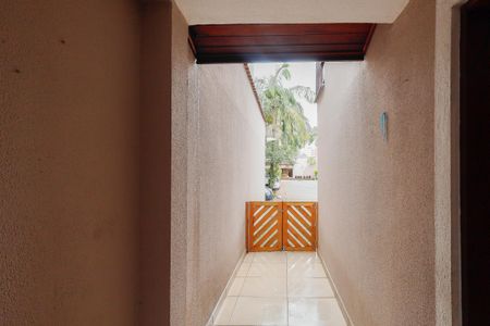 Casa à venda com 180m², 3 quartos e 2 vagas Casa à venda com 180m², 3 quartos e 2 vagasQuintal