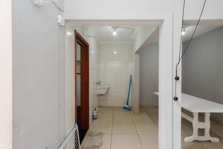 Casa à venda com 180m², 3 quartos e 2 vagas Casa à venda com 180m², 3 quartos e 2 vagasÁrea de Serviço