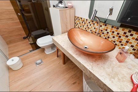 Apartamento para alugar com 360m², 4 quartos e 2 vagasBanheiro 1