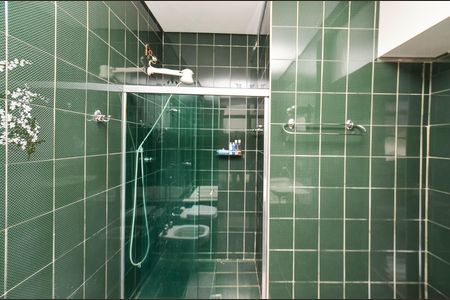 Apartamento para alugar com 360m², 4 quartos e 2 vagasBanheiro Suíte 2