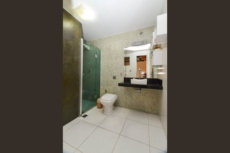 Apartamento para alugar com 360m², 4 quartos e 2 vagasBanheiro 2