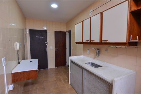 Apartamento para alugar com 66m², 2 quartos e 1 vagaCozinha