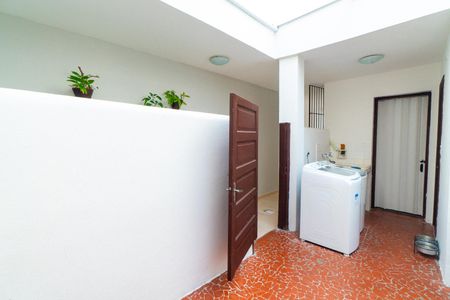 Casa à venda com 158m², 3 quartos e 2 vagas Casa à venda com 158m², 3 quartos e 2 vagasLavanderia