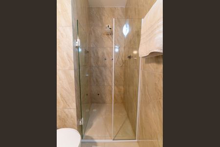 Casa à venda com 158m², 3 quartos e 2 vagas Casa à venda com 158m², 3 quartos e 2 vagasBanheiro da Suíte