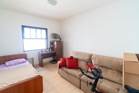 Casa à venda com 158m², 3 quartos e 2 vagas Casa à venda com 158m², 3 quartos e 2 vagasQuarto 2