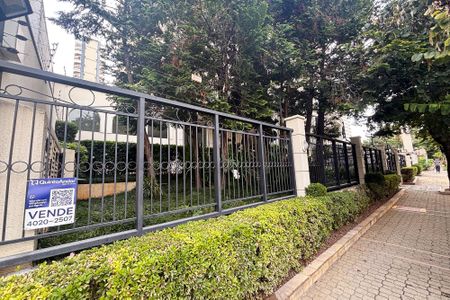 Apartamento à venda com 108m², 2 quartos e 2 vagasfachada do predio