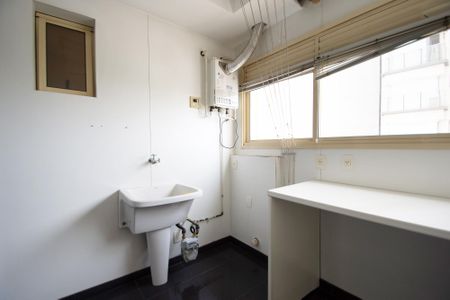 Apartamento à venda com 108m², 2 quartos e 2 vagasÁrea de Serviço