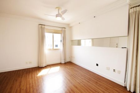 Apartamento à venda com 108m², 2 quartos e 2 vagasSuíte 2