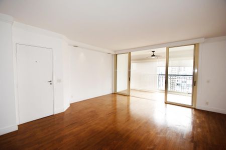 Apartamento à venda com 108m², 2 quartos e 2 vagasSala 