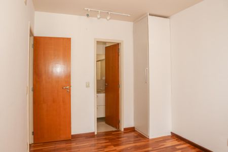 Apartamento para alugar com 65m², 2 quartos e 1 vaga Apartamento para alugar com 65m², 2 quartos e 1 vagaSuíte