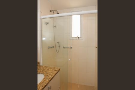 Apartamento para alugar com 65m², 2 quartos e 1 vaga Apartamento para alugar com 65m², 2 quartos e 1 vagaBanheiro da Suíte