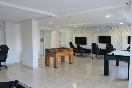 Apartamento para alugar com 70m², 2 quartos e 2 vagasÁrea comum - Sala de jogos