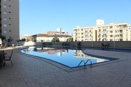 Apartamento para alugar com 70m², 2 quartos e 2 vagasÁrea comum - Piscina