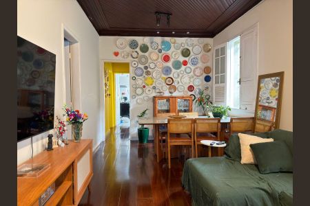 Sala  de casa à venda com 3 quartos, 200m² em Floresta, Belo Horizonte