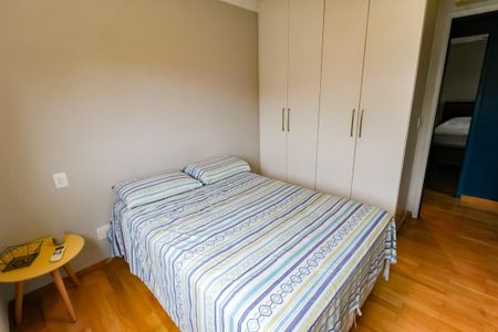 Apartamento à venda com 136m², 3 quartos e 4 vagasSuíte 1 - armários