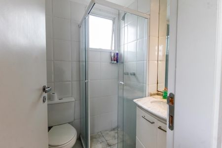 Apartamento à venda com 136m², 3 quartos e 4 vagasBanheiro da Suíte 2 - chuveiro