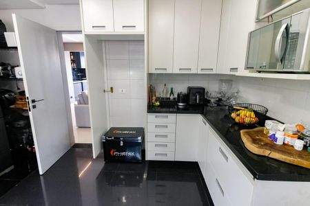 Apartamento à venda com 136m², 3 quartos e 4 vagasCozinha 