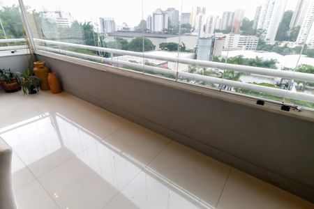 Varanda gourmet de apartamento à venda com 3 quartos, 136m² em Vila Andrade, São Paulo