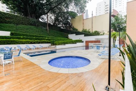 Apartamento à venda com 136m², 3 quartos e 4 vagasÁrea comum - Piscina