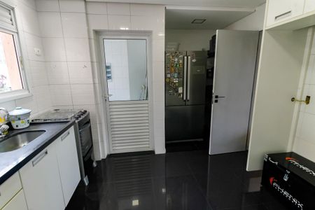 Apartamento à venda com 136m², 3 quartos e 4 vagasCozinha 