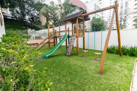 Apartamento à venda com 136m², 3 quartos e 4 vagasÁrea comum - Playground