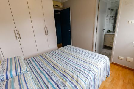 Apartamento à venda com 136m², 3 quartos e 4 vagasSuíte 1