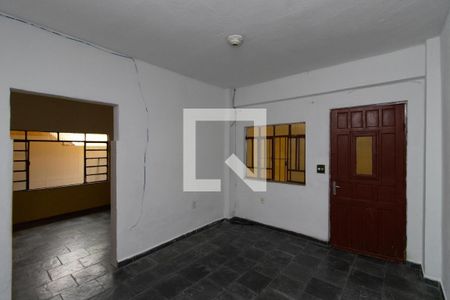 Casa à venda com 4 quartos, 200m² em Vila Medeiros, São Paulo