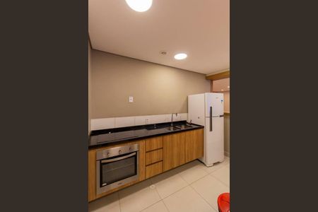 Apartamento para alugar com 38m², 2 quartos e 1 vagaÁrea Comum - Salão de Festas  