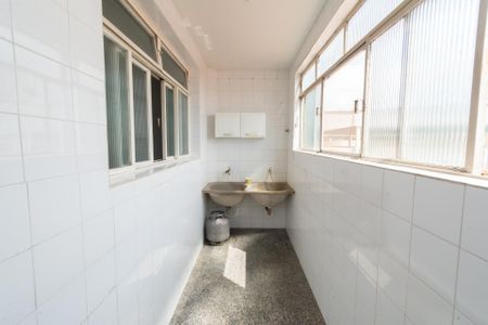 Apartamento para alugar com 90m², 2 quartos e 1 vagaÁrea de Serviço