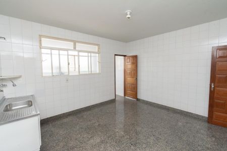 Apartamento para alugar com 90m², 2 quartos e 1 vagaCozinha