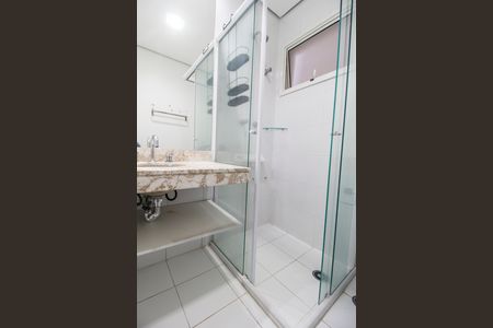 Banheiro social de apartamento para alugar com 3 quartos, 130m² em Tamboré, Santana de Parnaíba