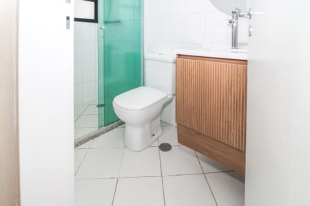 Apartamento à venda com 54m², 2 quartos e 1 vaga Apartamento à venda com 54m², 2 quartos e 1 vagaBanheiro da Suíte