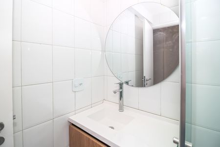 Apartamento à venda com 54m², 2 quartos e 1 vaga Apartamento à venda com 54m², 2 quartos e 1 vagaBanheiro social